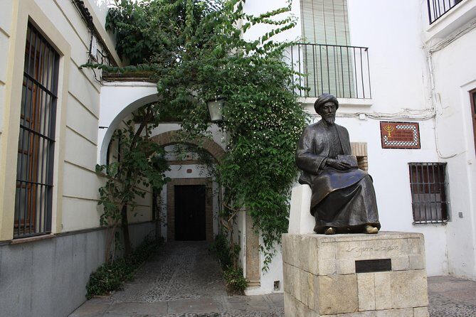 Visit Jewish quarter - Should you book this Jewish Quarter visit?